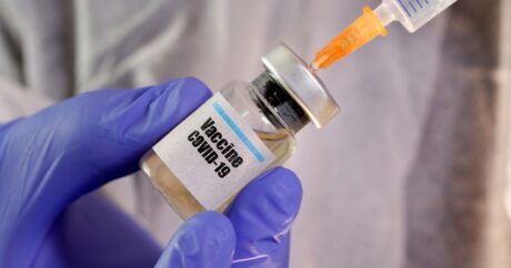 В Индии поставят эксперимент по смешиванию вакцин от коронавируса