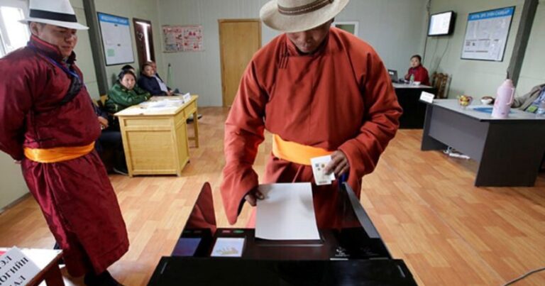 В Монголии началось голосование на выборах президента