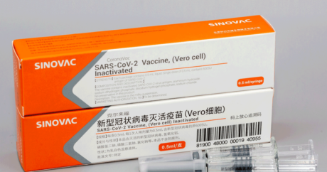 ВОЗ одобрила вакцину от коронавируса Sinovac для экстренного применения
