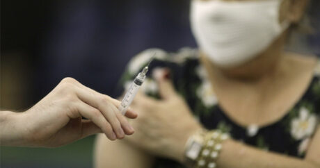 Ученые сравнили эффективность вакцин от COVID для женщин и мужчин