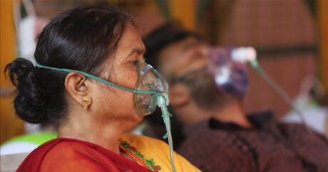 В Индии продолжает снижаться заболеваемость COVID-19