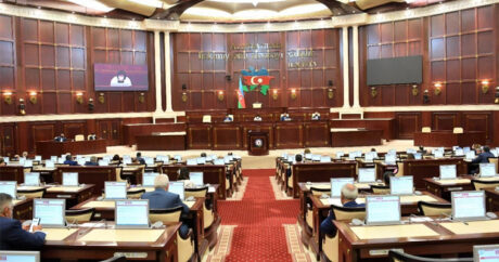 Сегодня состоится внеочередное заседание парламента Азербайджана