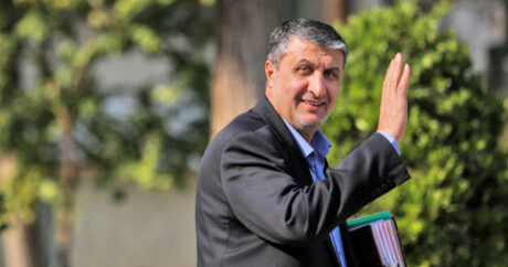 Министр дорог и градостроительства Ирана едет в Азербайджан
