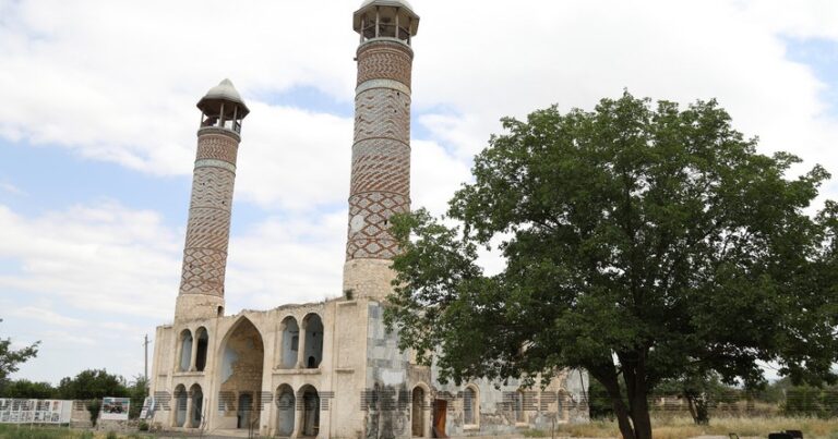 Мубариз Гурбанлы: На освобожденных территориях восстанавливаются мечети