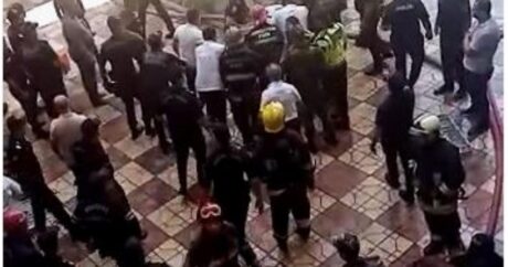 При пожаре в Баку пострадали полицейские и военнослужащий МЧС
