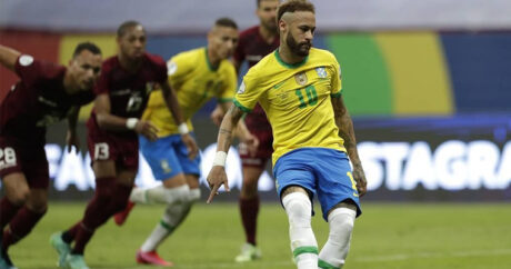 Сборная Бразилии второй раз подряд вышла в финал Кубка Америки по футболу