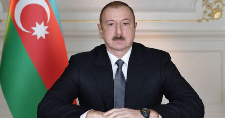 Президент Ильхам Алиев поздравил главу Черногории
