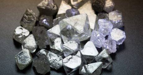 В ЮАР добыли алмаз массой более 340 карат