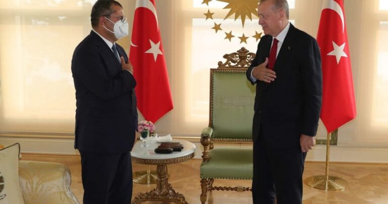 Эрдоган принял посла Азербайджана в связи с завершением его дипломатической деятельности