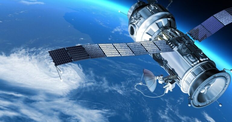 Азербайджан планирует ввести в эксплуатацию четвертый спутник