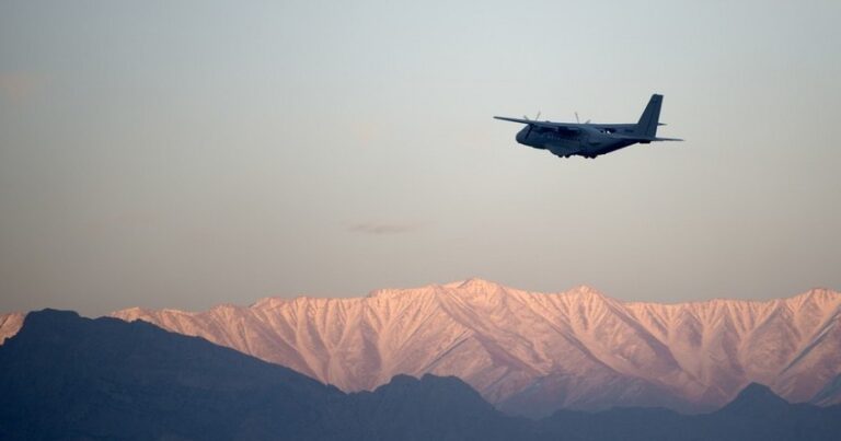 Самолет афганских ВВС нарушил границу с Узбекистаном