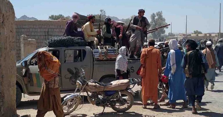 МВД Афганистана: Талибы вошли в Кабул