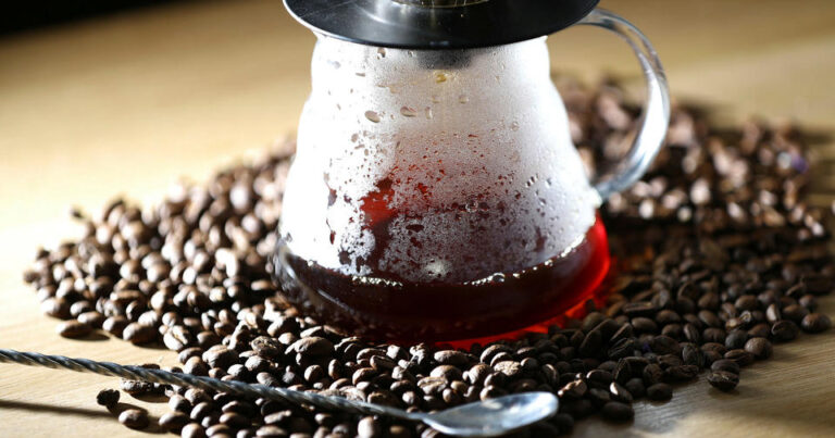 Ученые: Три чашки кофе в день снижают риск смерти от инфаркта