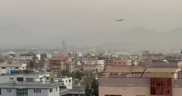 Источник: при взрывах в Кабуле пострадали свыше тысячи человек