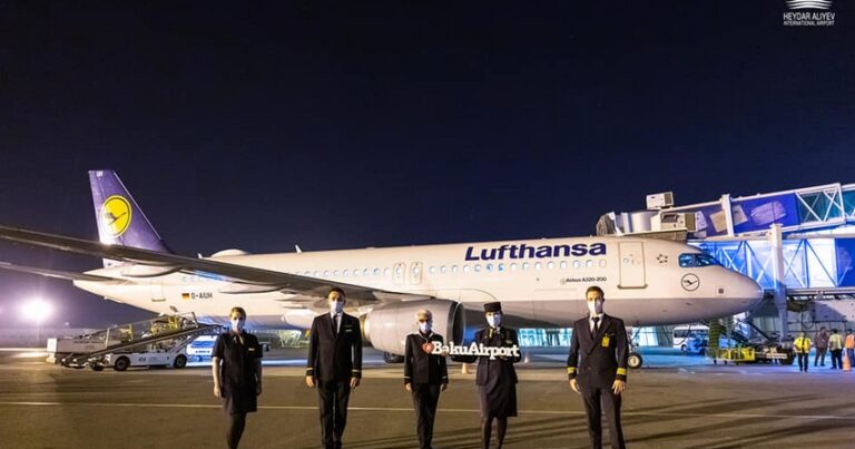 Германская авиакомпания возобновила полеты в Баку
