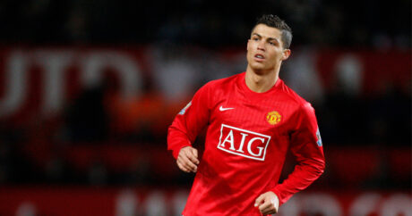 Стала известна зарплата Роналду в «Манчестер Юнайтед»
