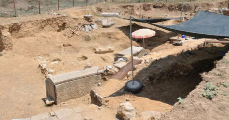 В Турции нашли надгробие возрастом почти две тысячи лет