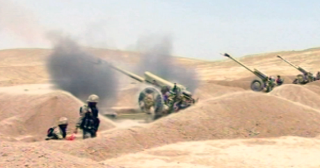 В азербайджанской армии проходят учения артиллерийских подразделений с боевой стрельбой