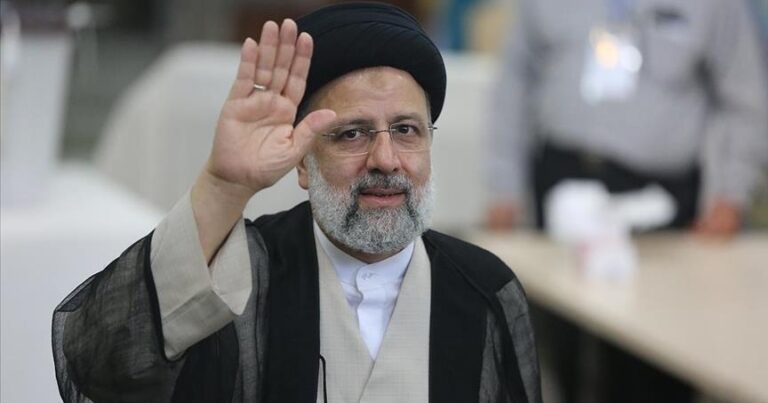 Президент Ирана заявил, что уход США из Афганистана позволит добиться мира в этой стране