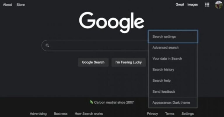 Поисковик Google заработал в темном интерфейсе
