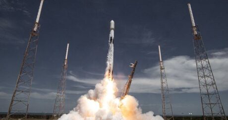Компания SpaceX осуществила запуск ракеты-носителя со спутниками Starlink