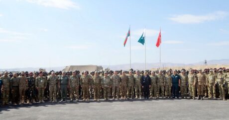 Генералы Азербайджана, Турции и Пакистана понаблюдали за учениями «Три брата — 2021»