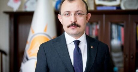 Министр торговли Турции прибыл в Азербайджан