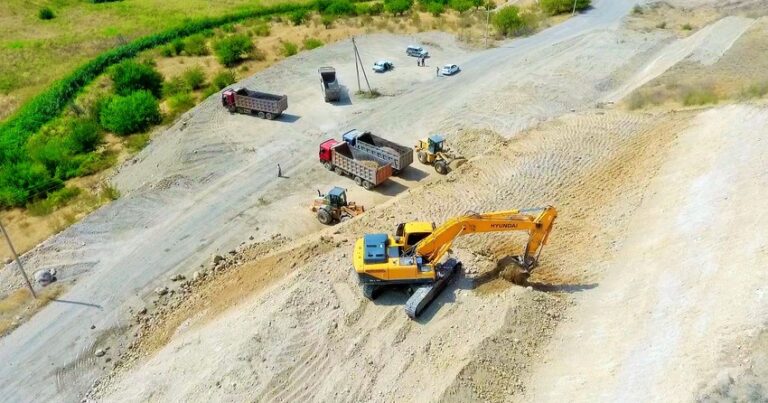 Продолжается строительство дорог Худаферин-Губадлы-Лачин и Ханлыг-Губадлы