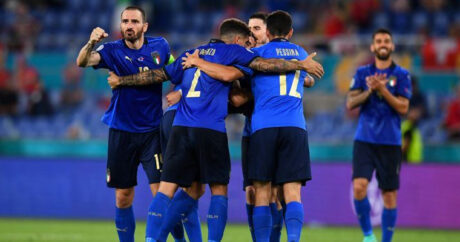 Сборная Италии по футболу продлила рекордную беспроигрышную серию
