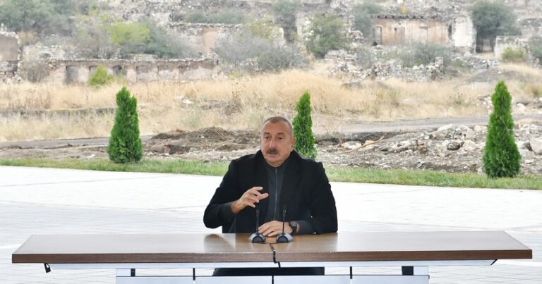 Президент Ильхам Алиев встретился с представителями общественности Джебраильского района, заложил фундамент Мемориального комплекса