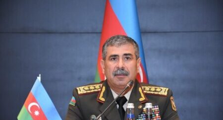 Началась встреча министров обороны Азербайджана и Грузии