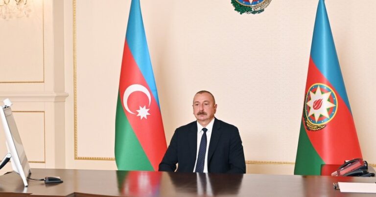 Президент Азербайджана принимает участие в заседании Совета глав государств стран СНГ