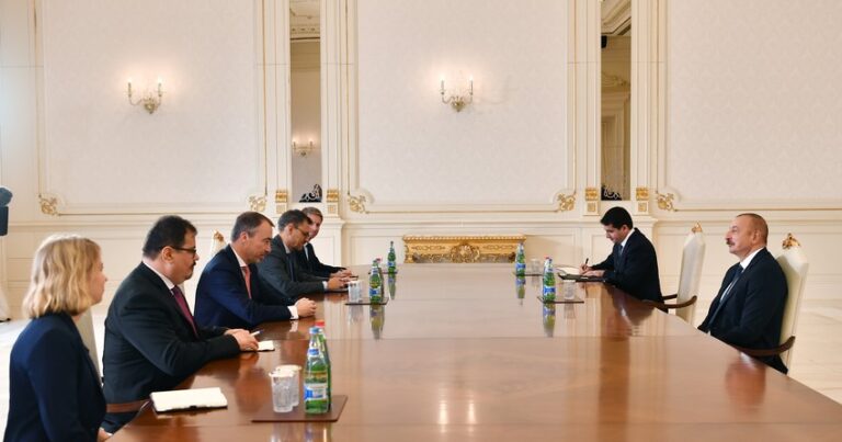 Президент Азербайджана принял спецпредставителя Евросоюза
