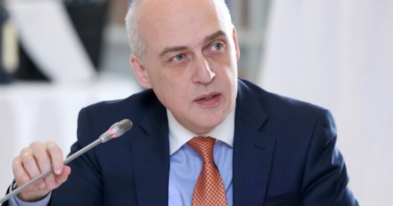 Глава МИД Грузии поздравил Азербайджан в связи с 30-летием восстановления независимости