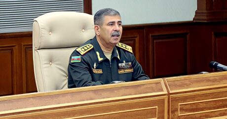 Министр обороны на служебном совещании дал поручения войскам