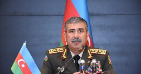Закир Гасанов проинформировал контр-адмирала НАТО о ситуации на границе с Арменией