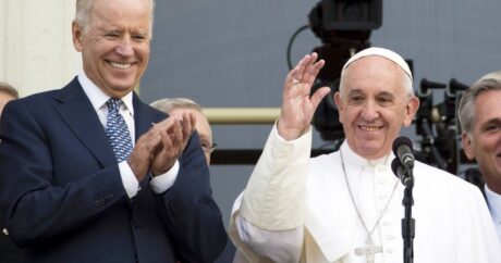 Папа Римский и президент США обсудили пандемию и климатический кризис