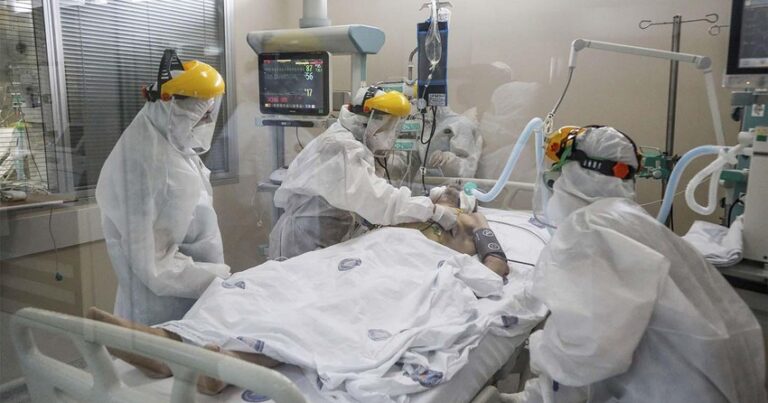 В Турции за сутки от коронавируса умерли 193 человека