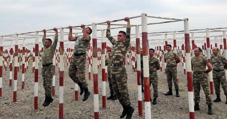 В Азербайджанской армии прошли состязания среди командиров батальонов