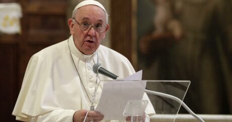 Папа Римский направил обращение к участникам VIII Бакинского Глобального форума