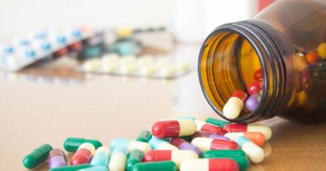 Минздрав: Продажа антибиотиков без рецепта запрещена, а на деле их покупают все желающие