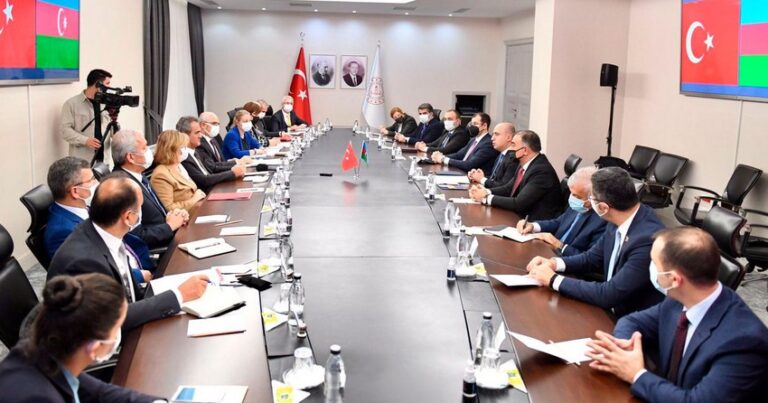 Министр образования Азербайджана находится с визитом в Турции