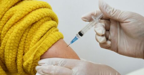 В Шри-Ланке третью прививку от коронавируса сделают жителям старше 20 лет