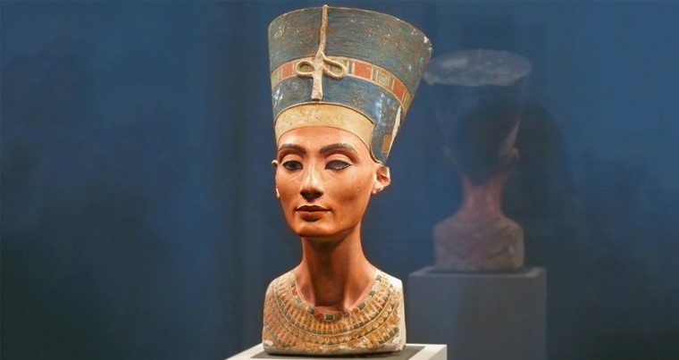Найдены украшения, изготовленные во время правления Нефертити