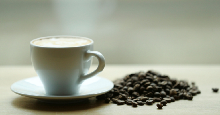 Ученые выяснили, что кофе улучшает остроту зрения и внимание