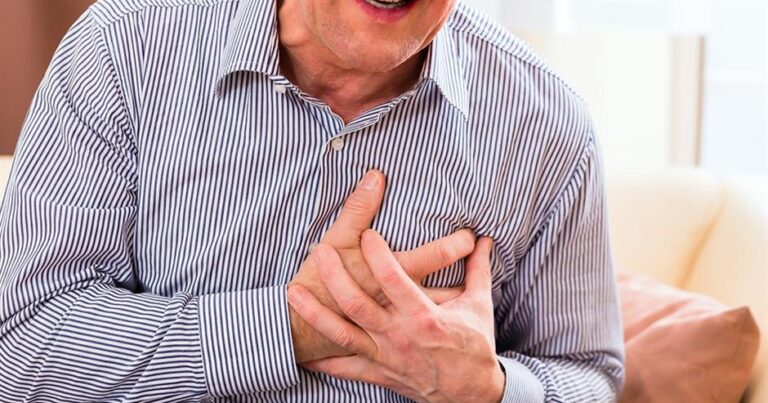 Кардиолог назвал главные признаки инфаркта