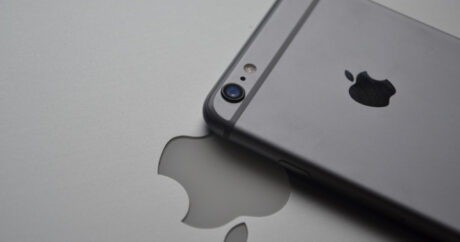 Bloomberg заявил о скорой премьере бюджетного iPhone