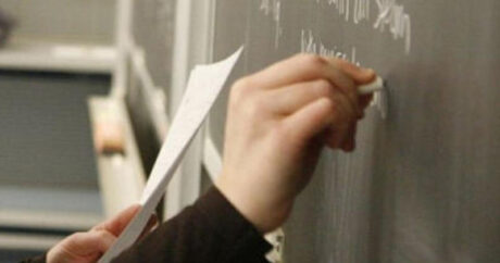 В Азербайджане повышены зарплаты учителей