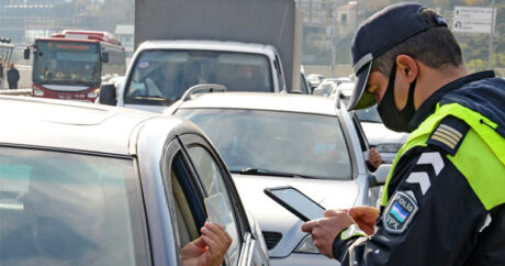 МВД Азербайджана предупредило водителей автобусов и такси
