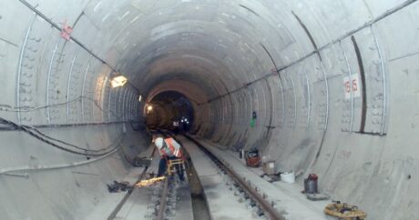 Ведутся строительные работы на двух новых станциях Бакинского метрополитена
